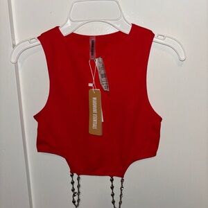 Red Cropped Tank Top with Chain Detail - size small